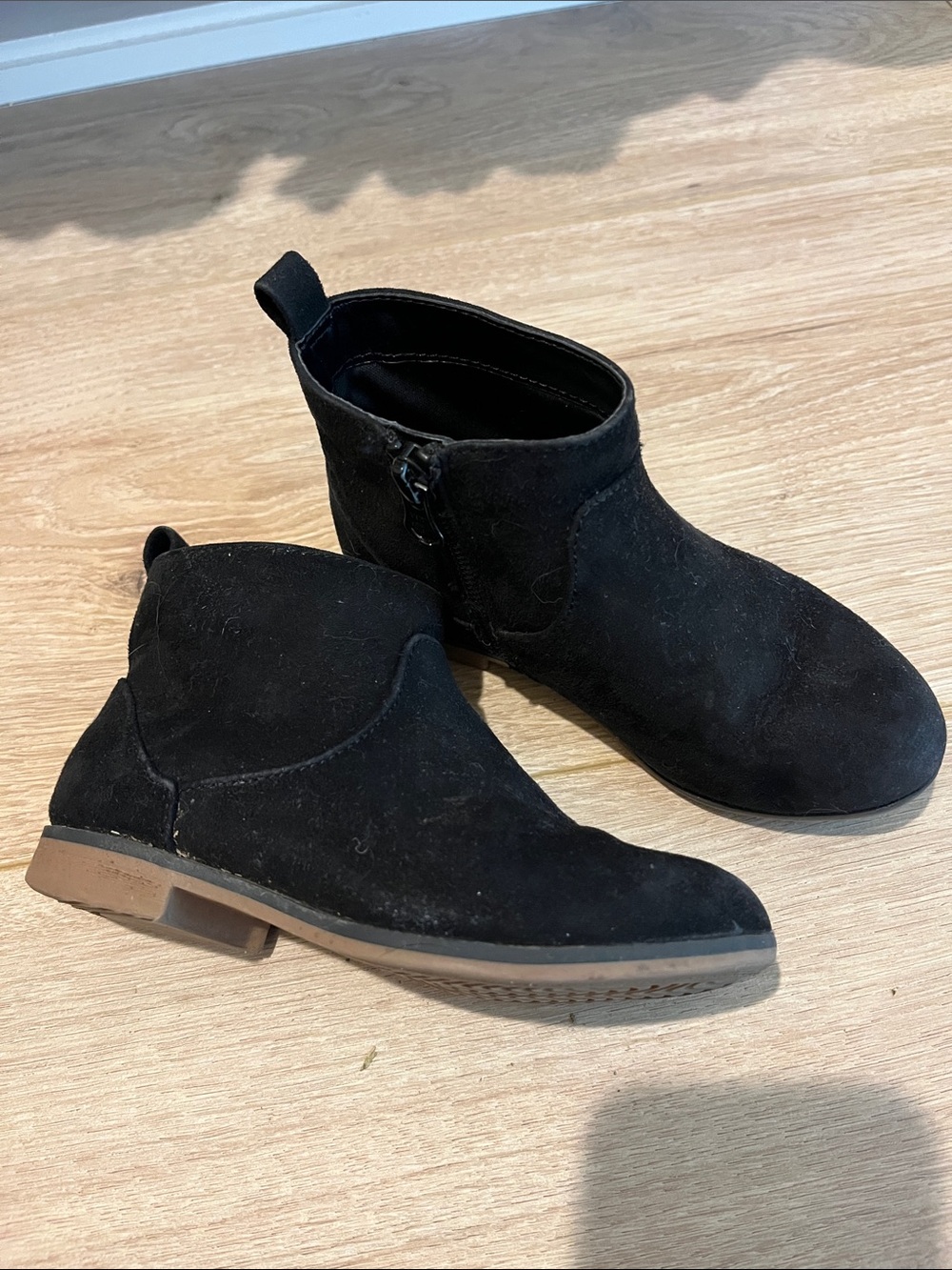 Kids Black Suede Ankle Boots - Cat and Jack size 10